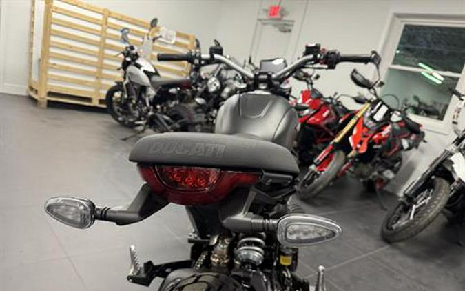 2025 Ducati Scrambler Icon