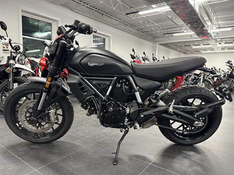 2025 Ducati Scrambler Icon