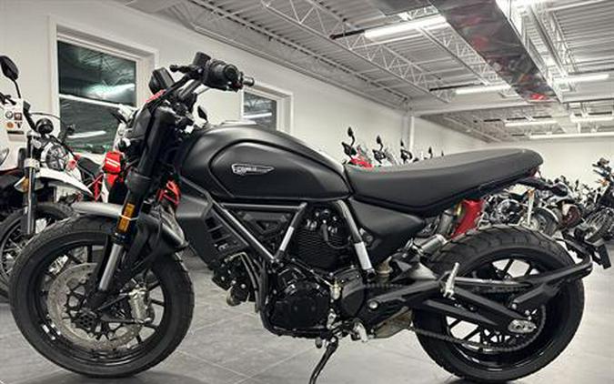 2025 Ducati Scrambler Icon