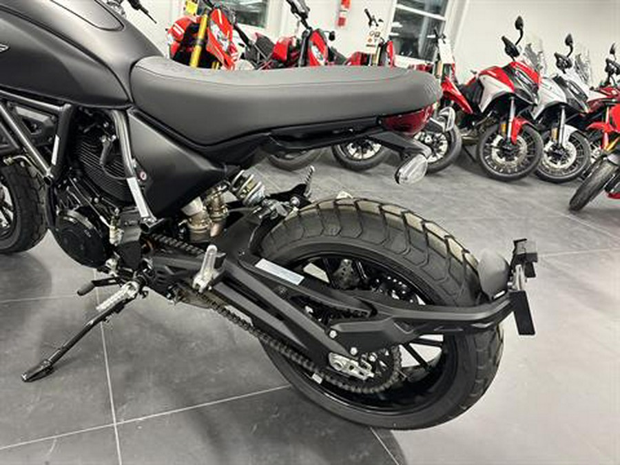 2025 Ducati Scrambler Icon