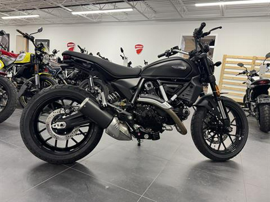 2025 Ducati Scrambler Icon