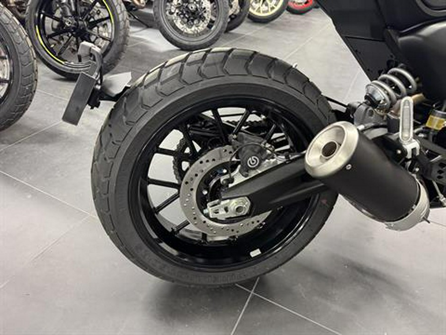 2025 Ducati Scrambler Icon