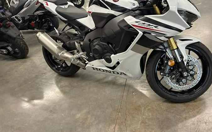 2026 Honda CBR1000RR ABS