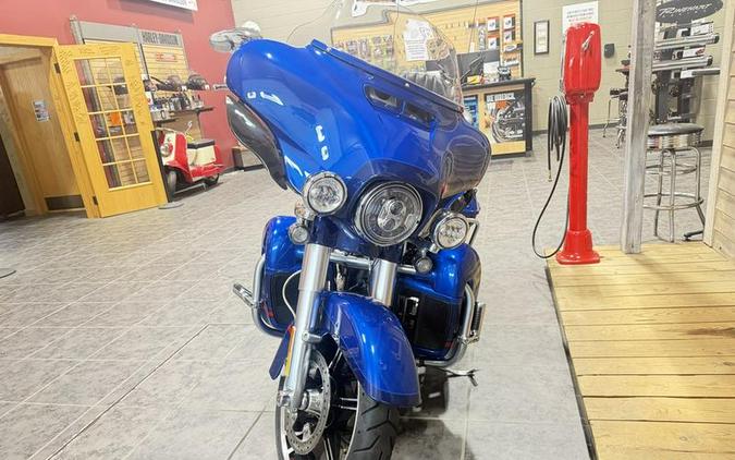 2020 Harley-Davidson® FLHTKSE - CVO™ Limited