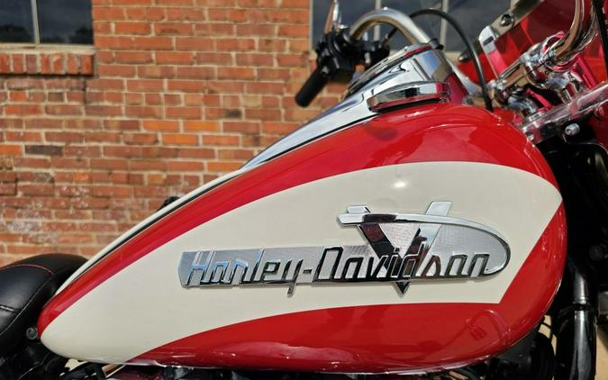 2024 Harley-Davidson Softail® Hydra-Glide Revival
