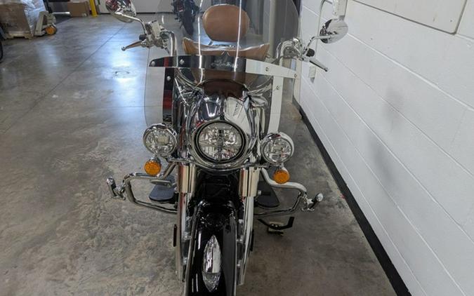 2024 Indian Springfield Black Metallic/Titanium Metallic