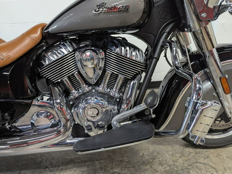 2024 Indian Springfield Black Metallic/Titanium Metallic
