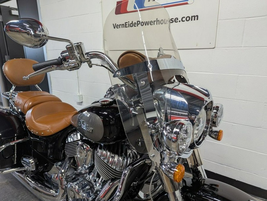 2024 Indian Springfield Black Metallic/Titanium Metallic