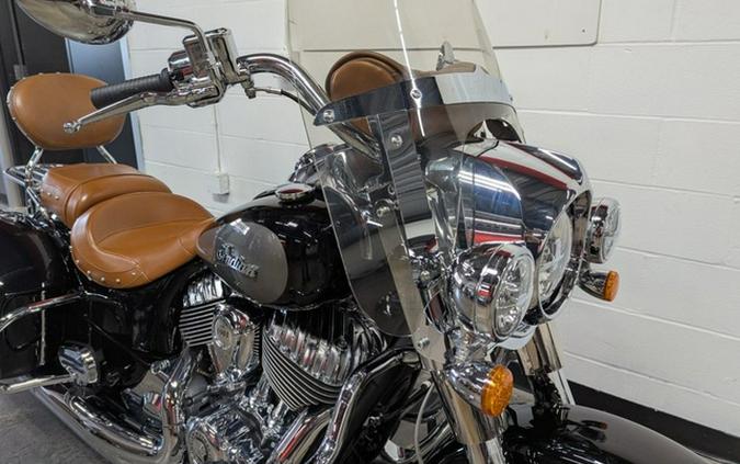 2024 Indian Springfield Black Metallic/Titanium Metallic