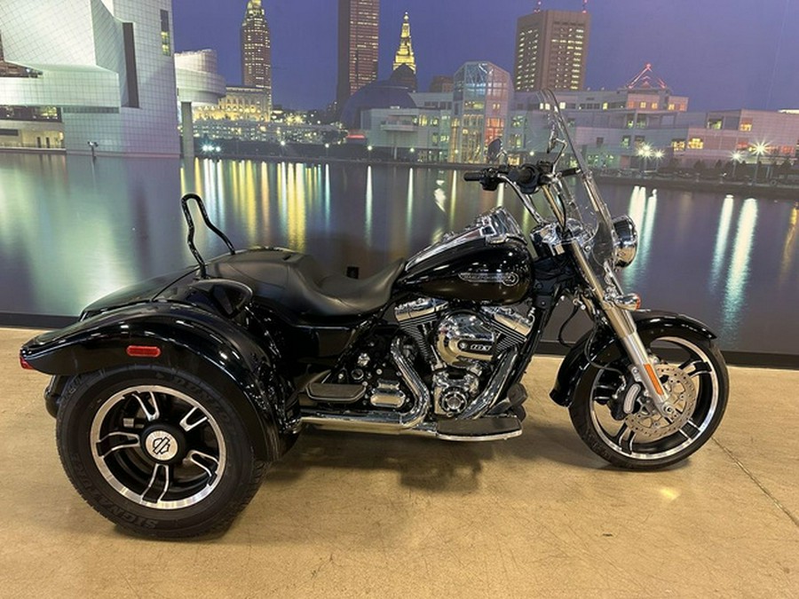 2015 Harley-Davidson Trike FLRT - Freewheeler