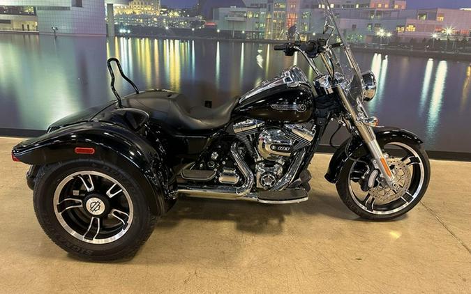 2015 Harley-Davidson Trike FLRT - Freewheeler