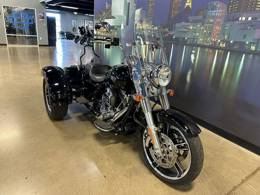 2015 Harley-Davidson Trike FLRT - Freewheeler