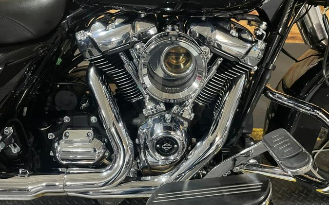 2022 Harley-Davidson Street Glide Special