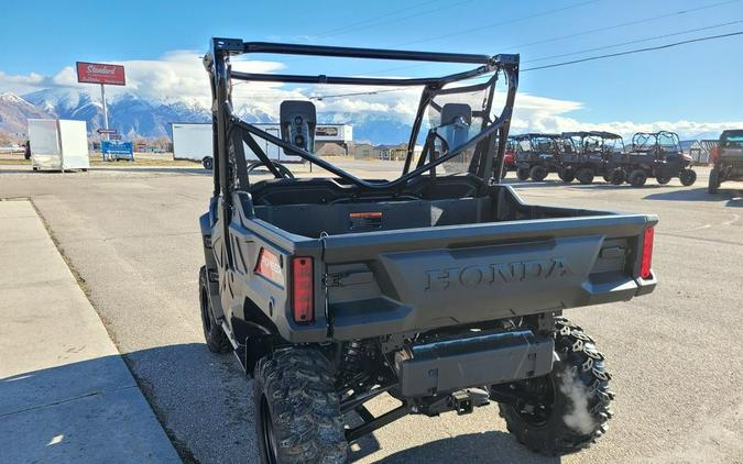 2025 Honda Pioneer 1000 Base