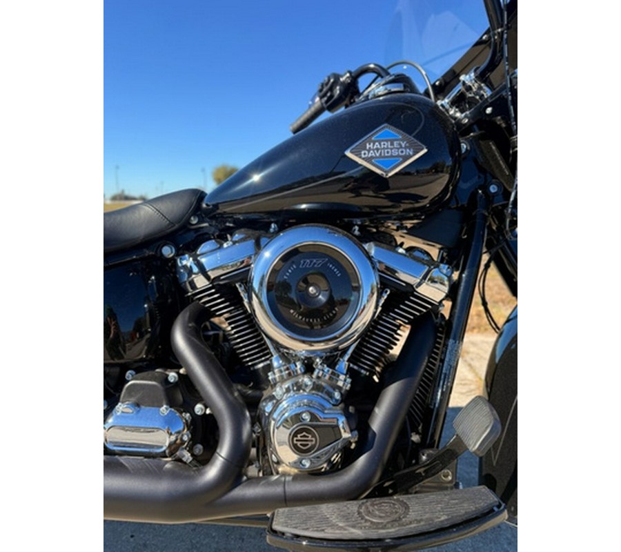 2026 Harley-Davidson Softail FLHC - Heritage Classic