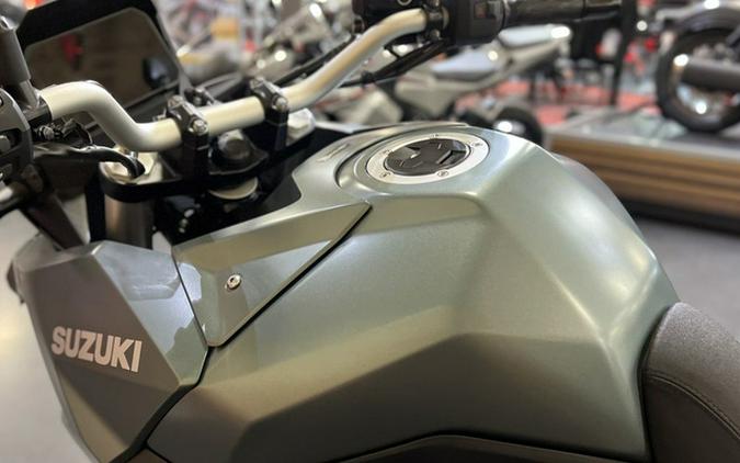2024 Suzuki V-Strom 800