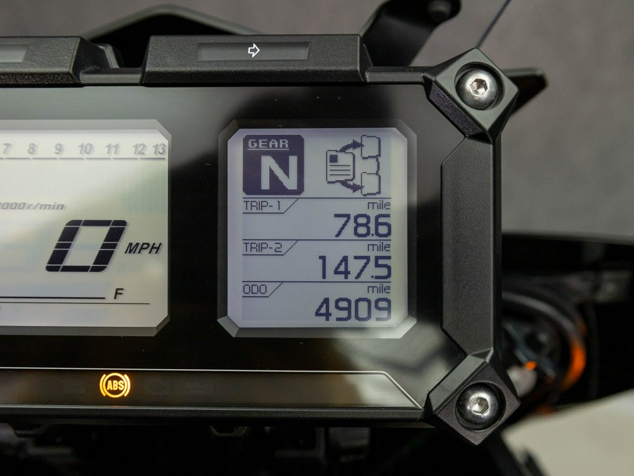 2016 YAMAHA FJ09 900 W/ABS