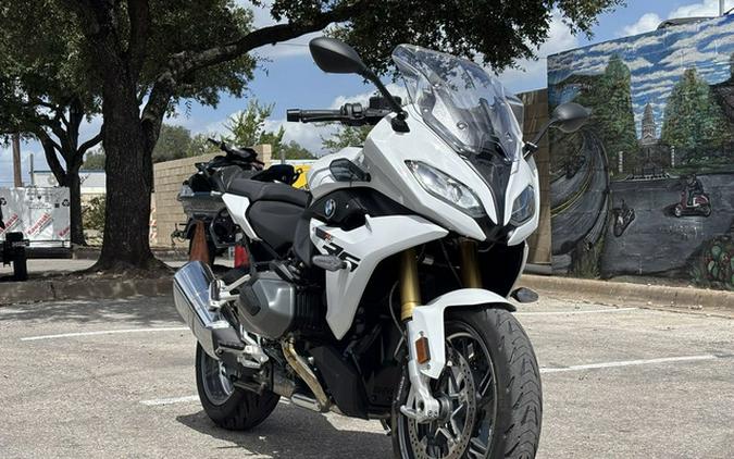 2023 BMW R 1250 RS Light White