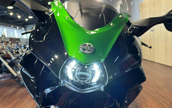 2022 Kawasaki Ninja H2® SX SE