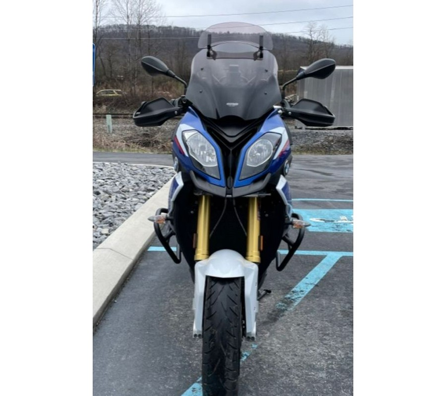 2019 BMW S 1000 XR Light White / Racing Blue Metallic / Racing Red