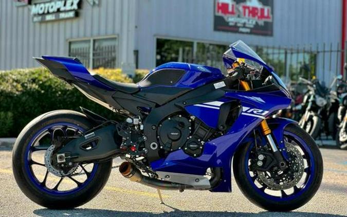 2017 Yamaha YZF-R1 Team Yamaha Blue