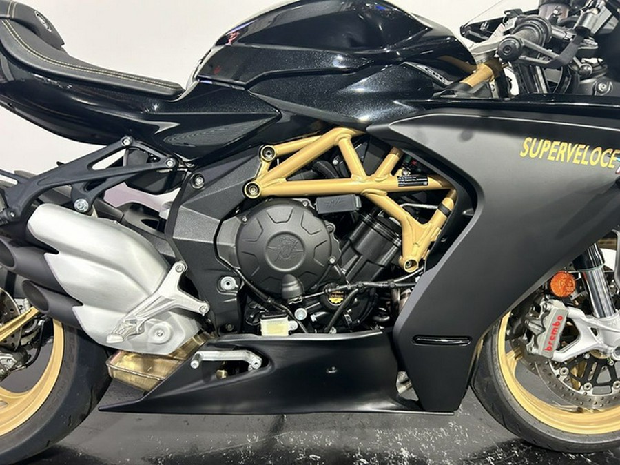 2021 MV Agusta Superveloce 800