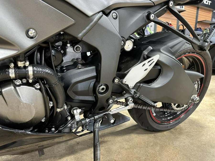 2023 Kawasaki Ninja® ZX™-6R Base