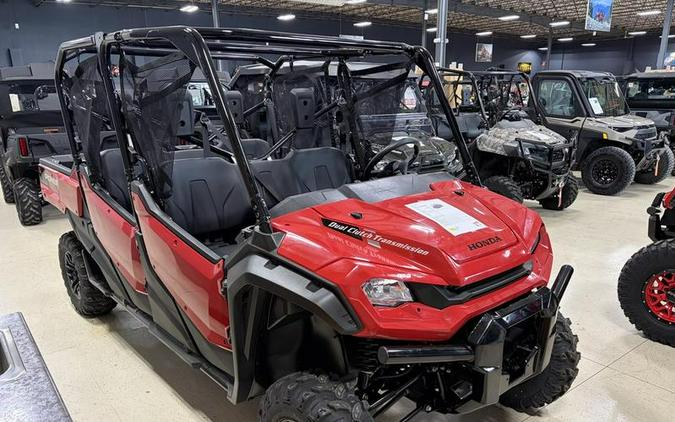 2025 Honda® Pioneer 1000-6 Deluxe Crew