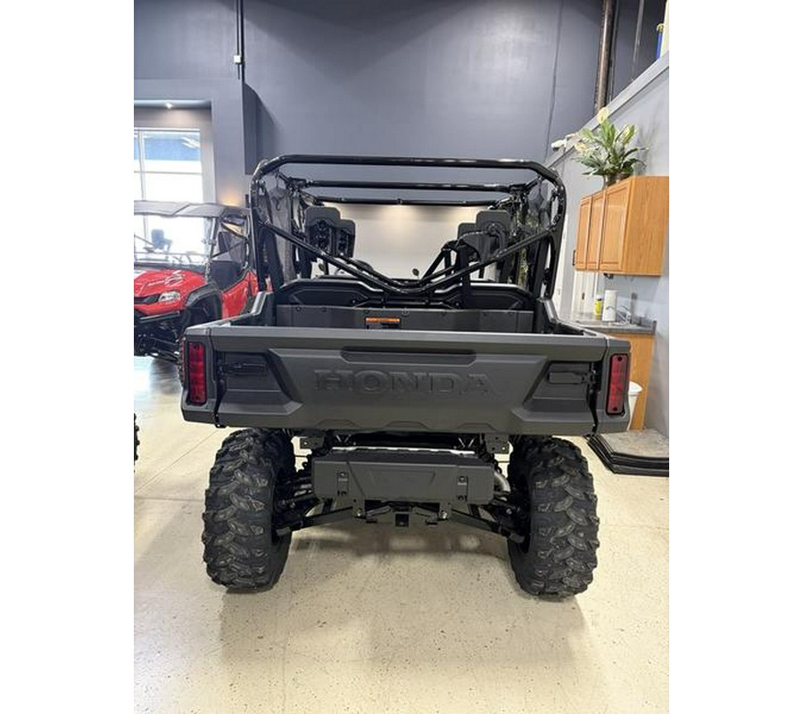2025 Honda® Pioneer 1000-6 Deluxe Crew