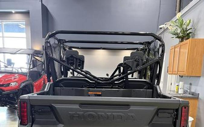 2025 Honda® Pioneer 1000-6 Deluxe Crew