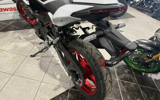 2026 Kawasaki Z500 SE ABS