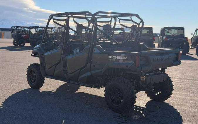 2025 Honda Pioneer 1000-6 Crew Deluxe