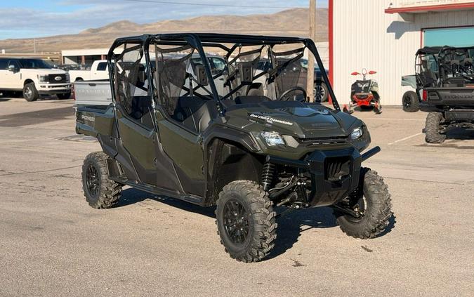 2025 Honda Pioneer 1000-6 Crew Deluxe