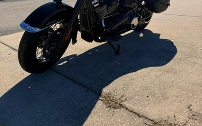 2026 Harley-Davidson Softail FLHC - Heritage Classic