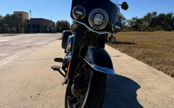2026 Harley-Davidson Softail FLHC - Heritage Classic