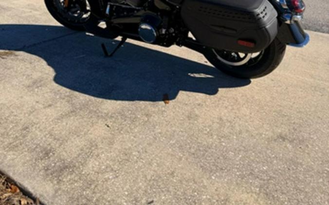 2026 Harley-Davidson Softail FLHC - Heritage Classic