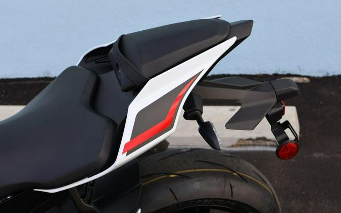 2026 YAMAHA YZF R1 70 TH ANNIVERSARY