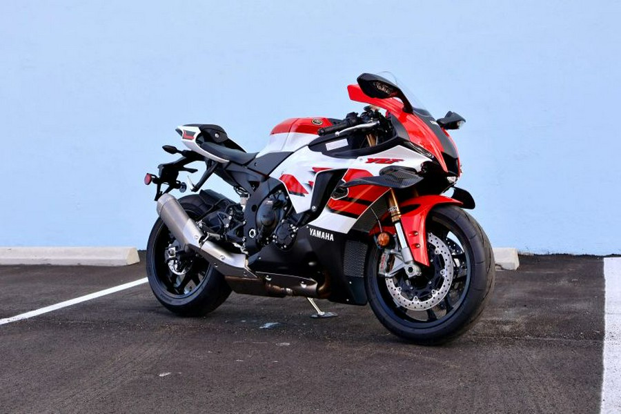 2026 YAMAHA YZF R1 70 TH ANNIVERSARY