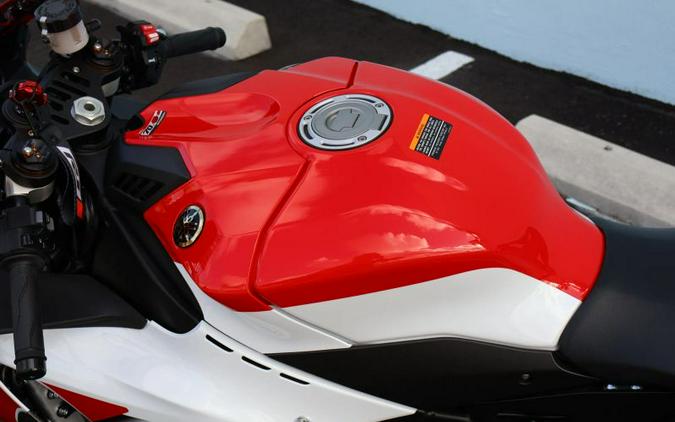 2026 YAMAHA YZF R1 70 TH ANNIVERSARY