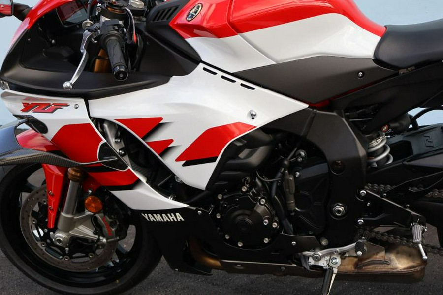 2026 YAMAHA YZF R1 70 TH ANNIVERSARY