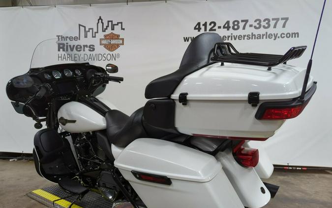 2024 Harley-Davidson® Ultra Limited White Onyx Pearl – Black Finish