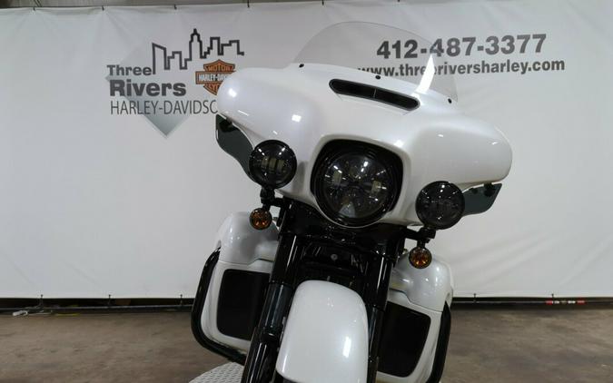 2024 Harley-Davidson® Ultra Limited White Onyx Pearl – Black Finish