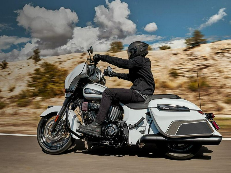 2024 Indian Motorcycle® Chieftain® Dark Horse® Ghost White Metallic Smoke