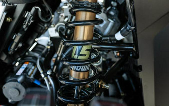 2026 Can-Am® Outlander Backcountry 1000R Multicam Dark Camo