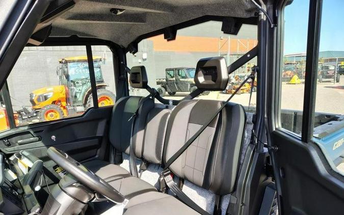 2026 Can-Am® Defender XT CAB HD11 With 10.25 in.display