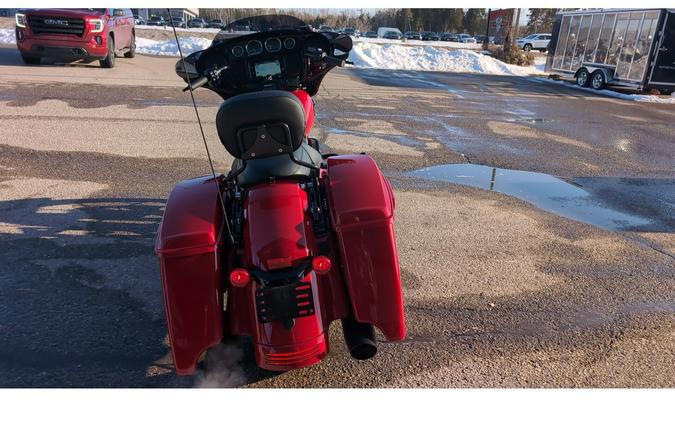 2022 Harley-Davidson® Street Glide Special