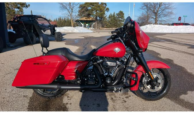 2022 Harley-Davidson® Street Glide Special
