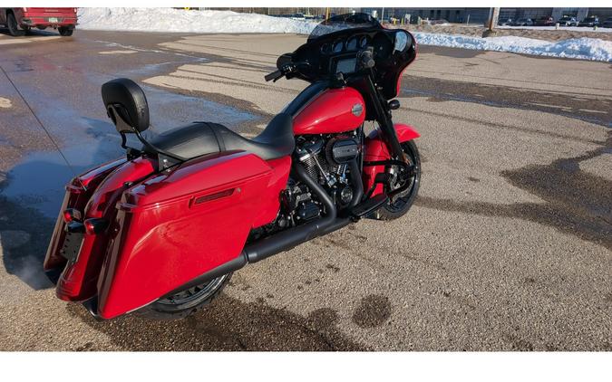 2022 Harley-Davidson® Street Glide Special