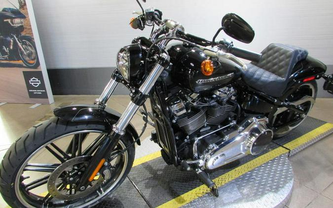 2018 Harley-Davidson® FXBR - Softail® Breakout®