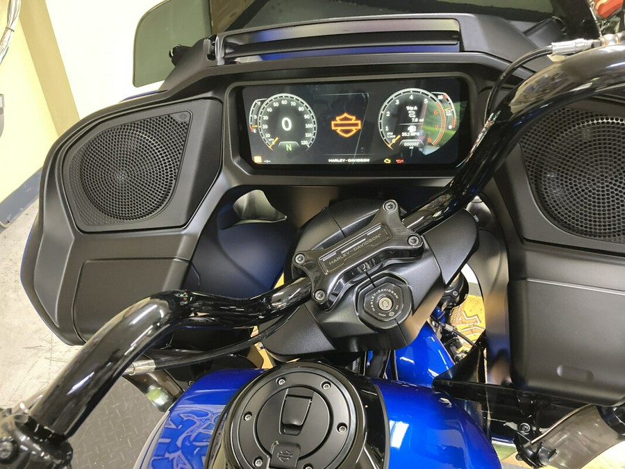 2024 Harley-Davidson Road Glide® Blue Burst - Black Finish